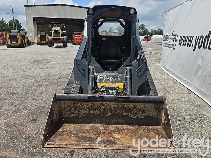 2019-deere-317g-image-8