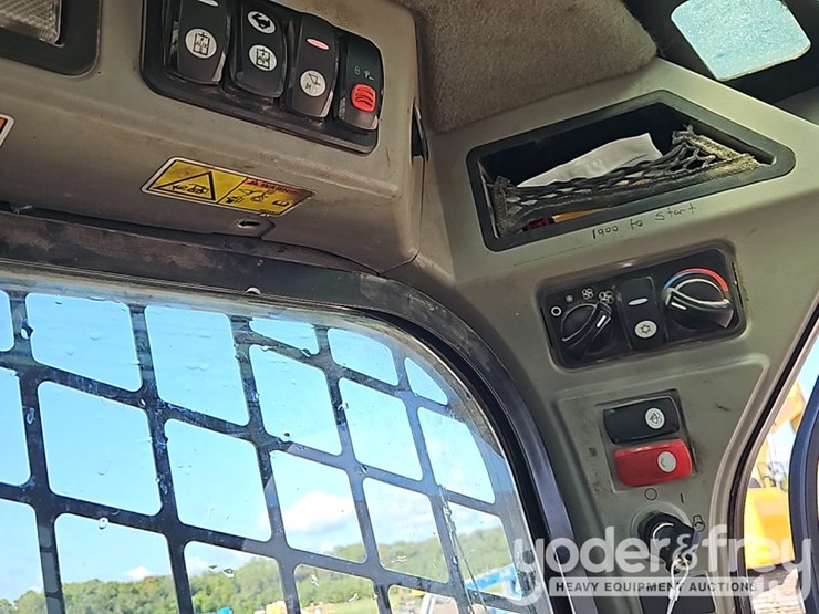 2019-caterpillar-299d2-image-28