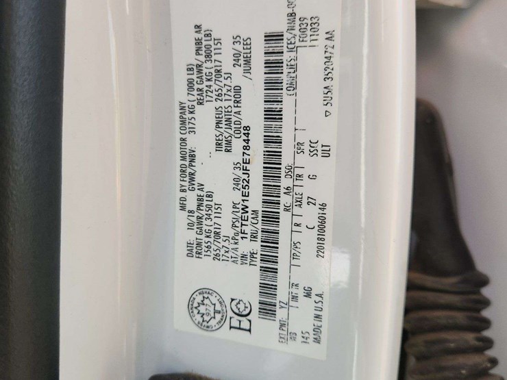 2018-ford-f150-image-35