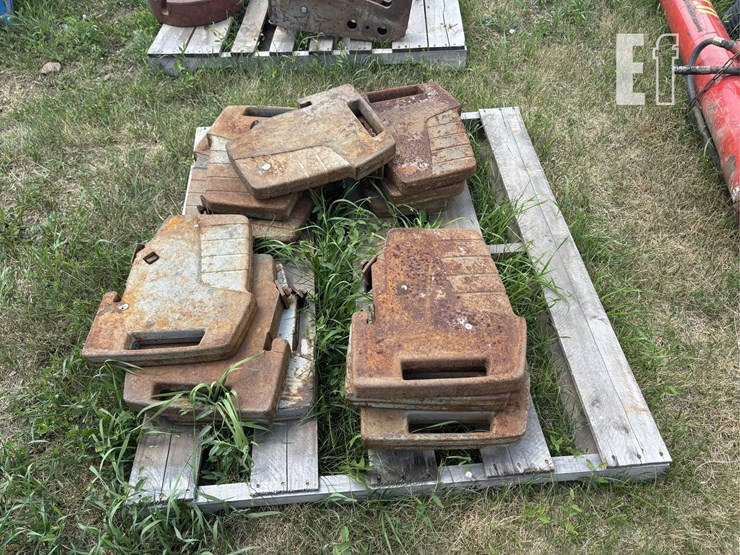 massey-ferguson-14-image-2