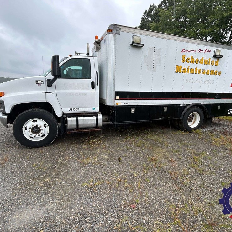 2005 CHEVROLET C7500 Fuel & Lube Truck