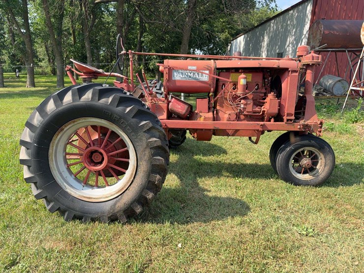 farmall-f-30-image-2