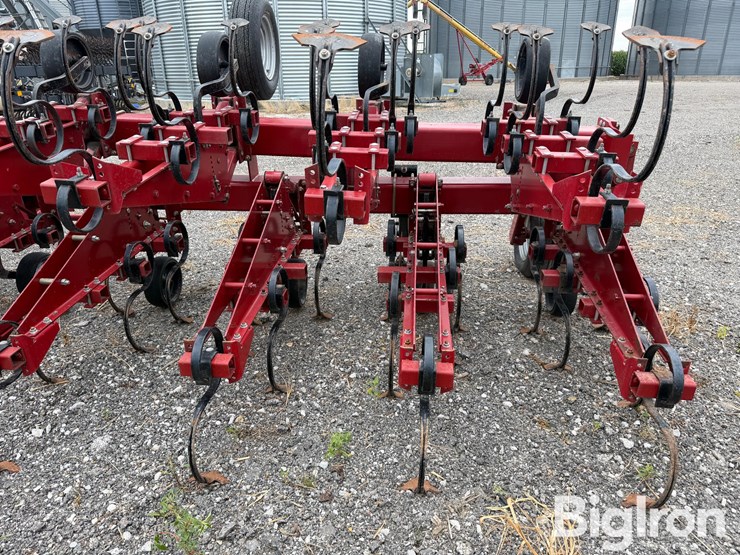 case-ih-1830-image-13
