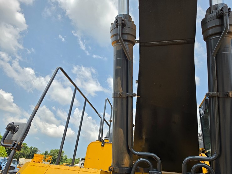 2018-deere-470g-lc-image-96