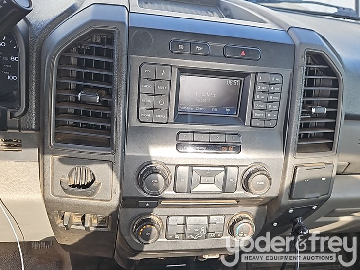 2017-ford-f550-image-21