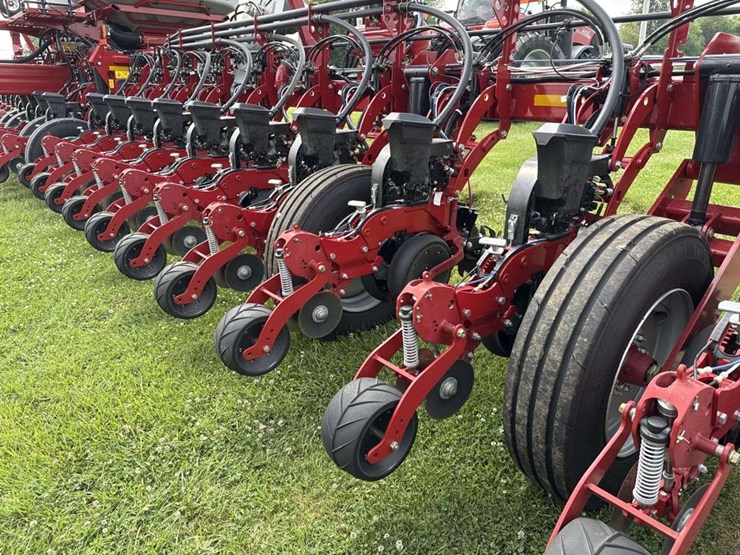 case-ih-2150-image-14