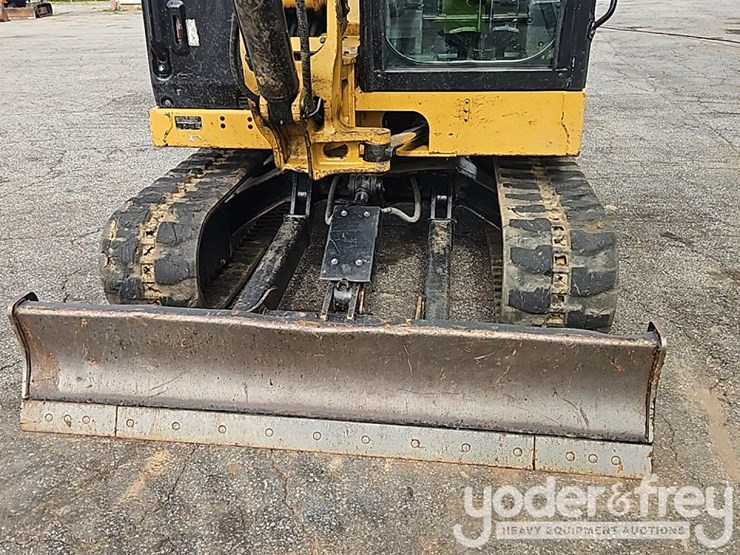 2023-caterpillar-306-cr-image-18