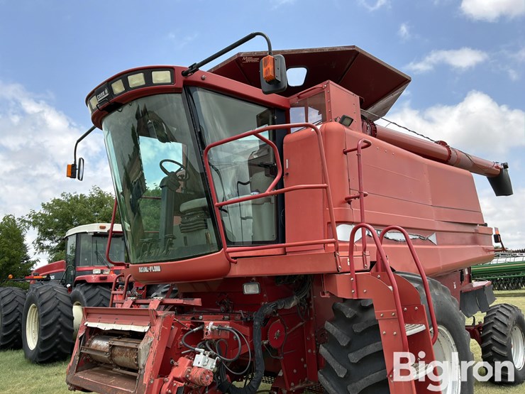2006-case-ih-2388-image-9