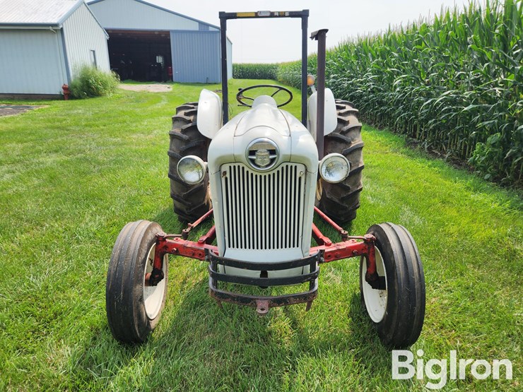 ford-850-image-2