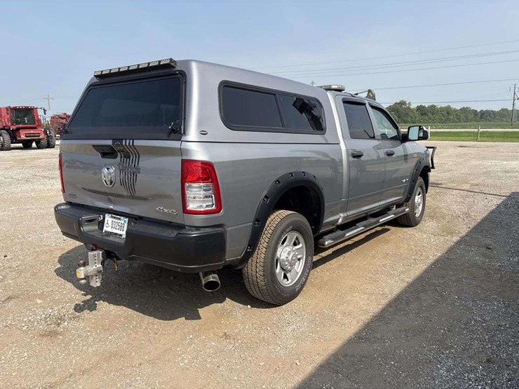 2022-dodge-3500-image-5