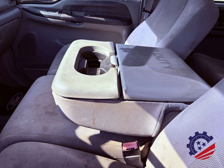 2006-ford-f550-xlt-sd-image-76