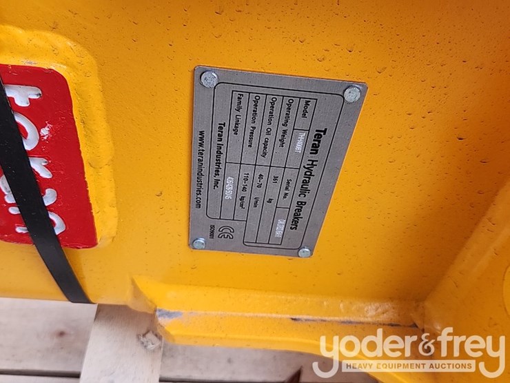 caterpillar-416-image-14