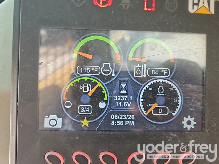 2021-caterpillar-289d3-image-31