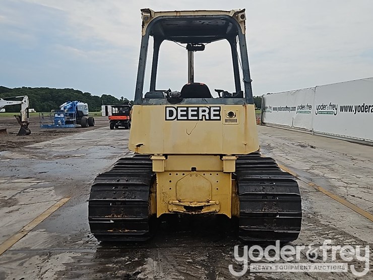 2006-deere-650j-image-25