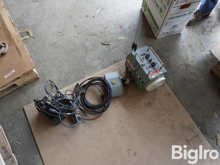 outback-baseline-x-rtk-base-station-image-3