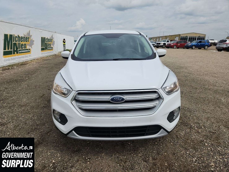 2019-ford-escape-se-image-8