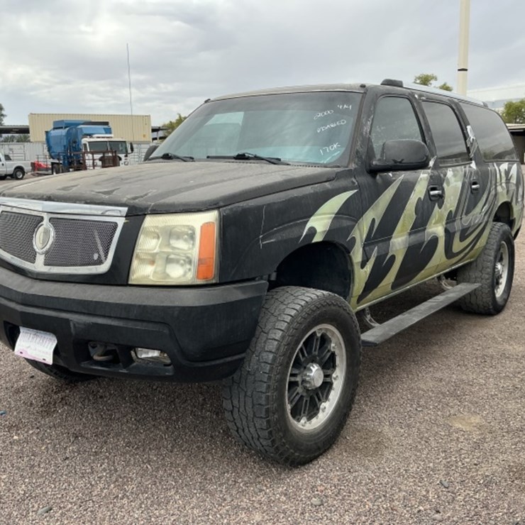 2000 CHEVROLET SUBURBAN
