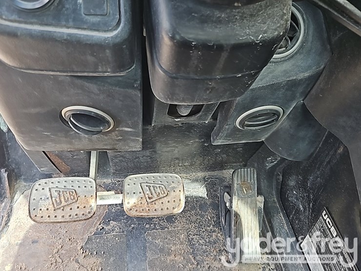 2018-jcb-510-56-image-31