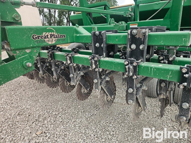great-plains-solid-stand-1500-image-11