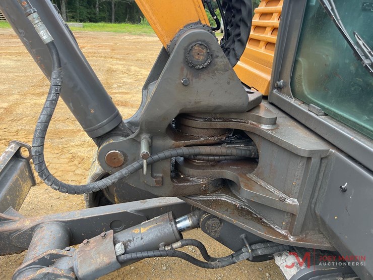 2019-case-cx57c-mini-excavator-image-14