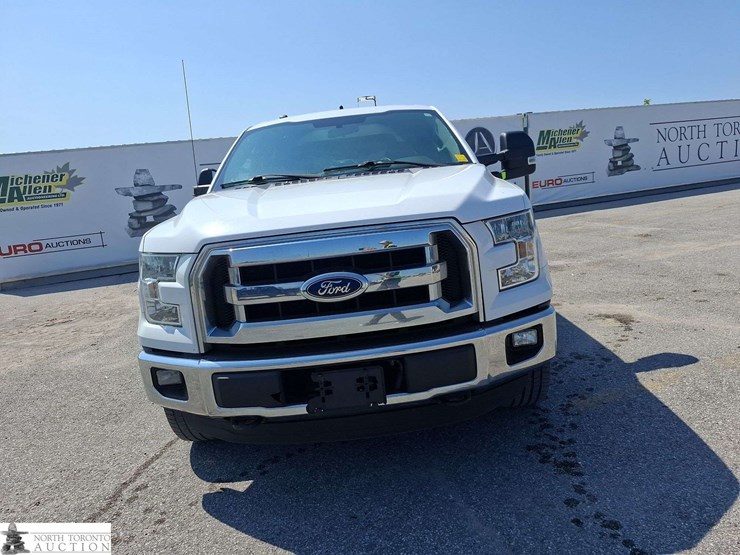 2016-ford-f150-xlt-image-2
