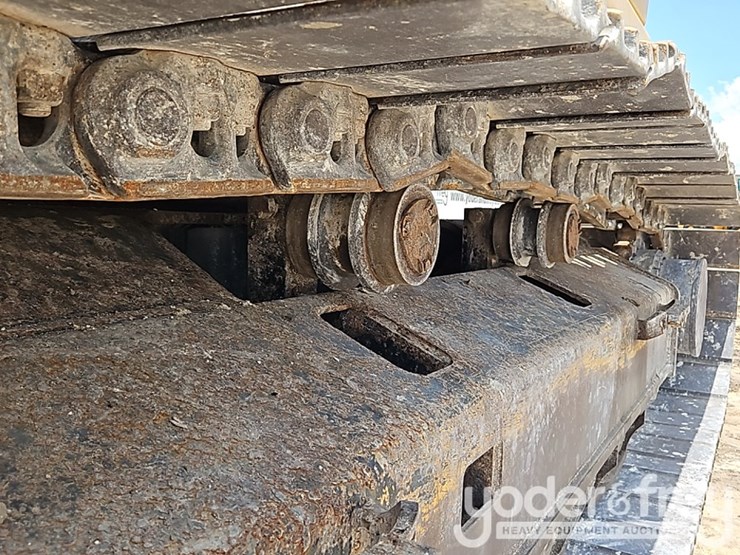 2015-caterpillar-336fl-image-10