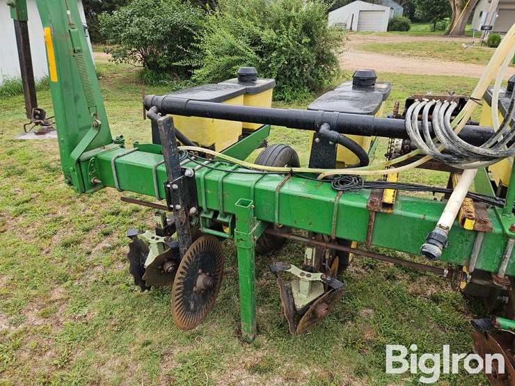 john-deere-7300-image-14