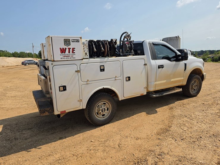 2018-ford-f250-image-16