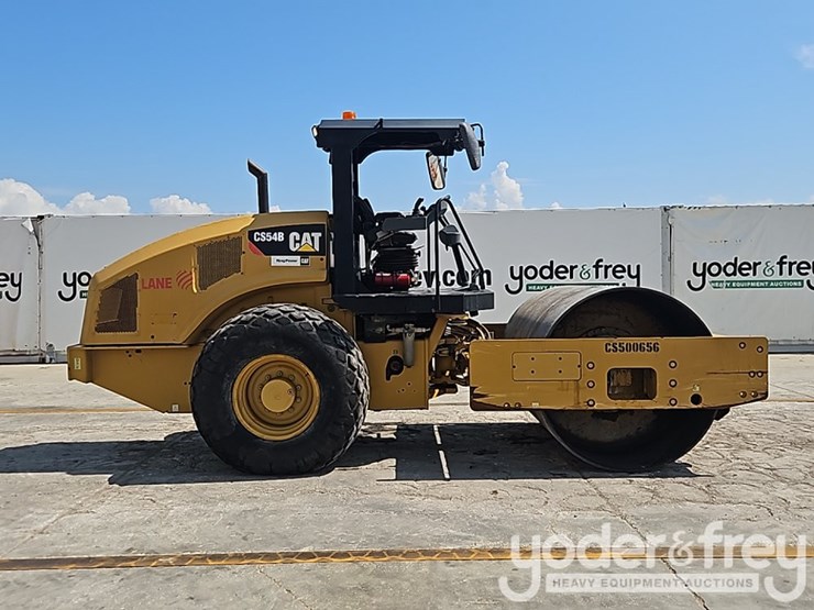 2018-caterpillar-cs54b-image-6