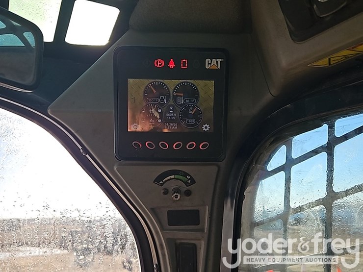 2019-caterpillar-299d2-image-31
