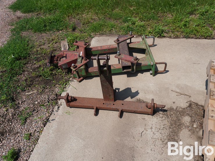 anhydrous-hitch-&-3-pt-hitch-image-8