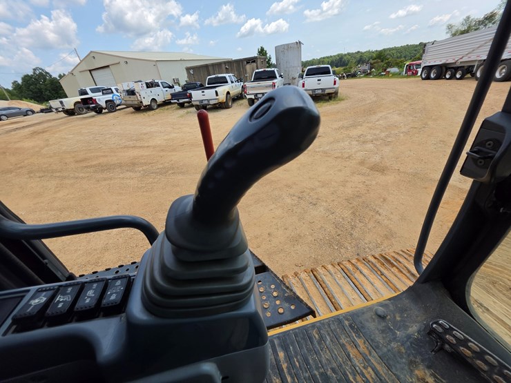 2018-deere-470g-lc-image-46