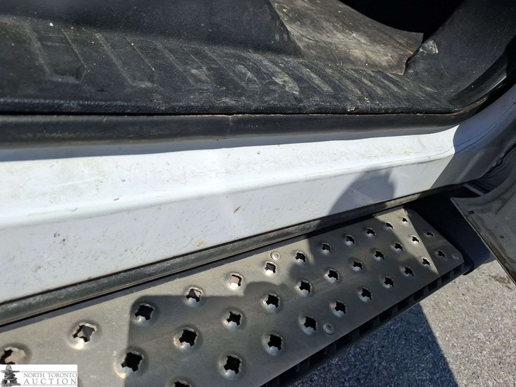 2016-ford-f150-xlt-image-29