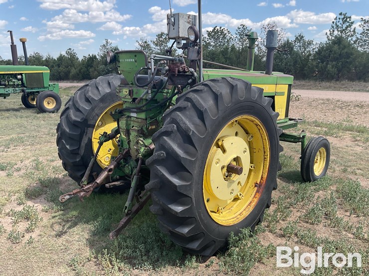 1956-john-deere-720-image-5