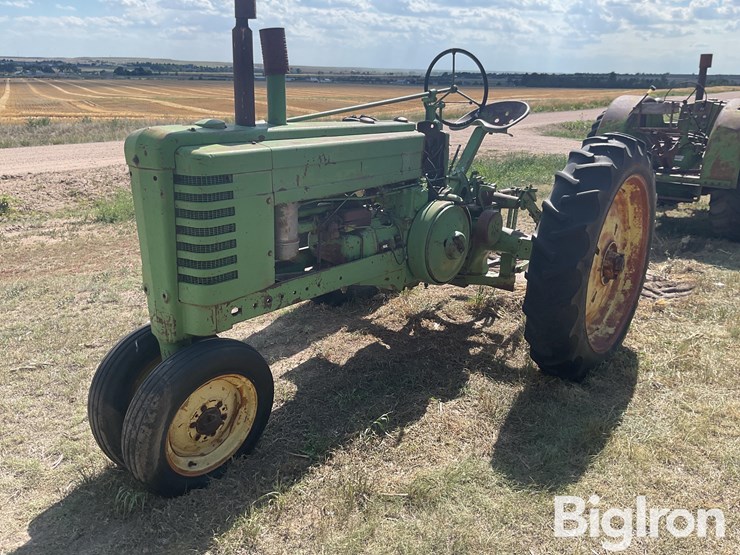 1945-john-deere-b-image-1