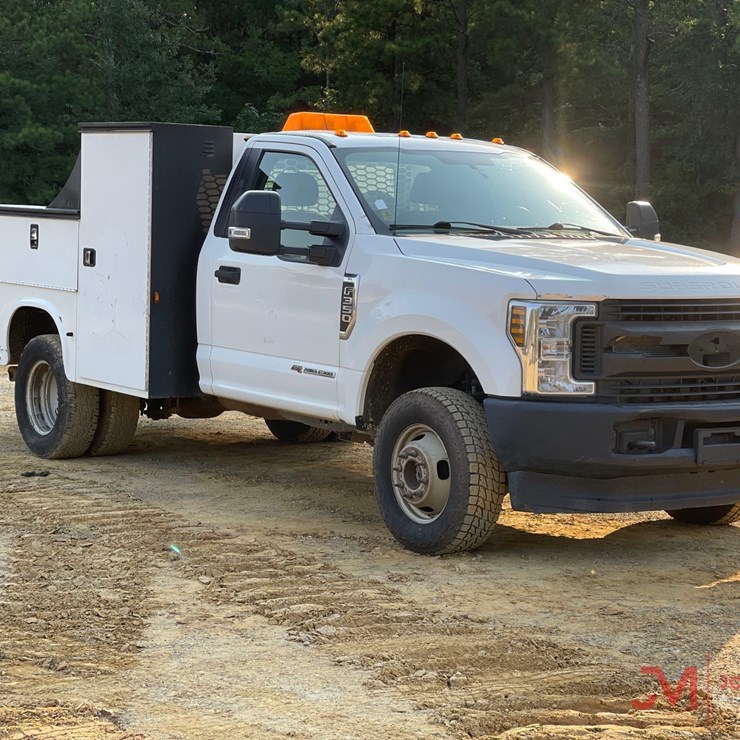 2018 FORD F350 XL