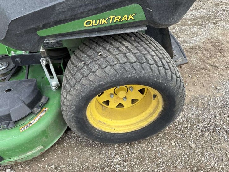john-deere-m-image-8