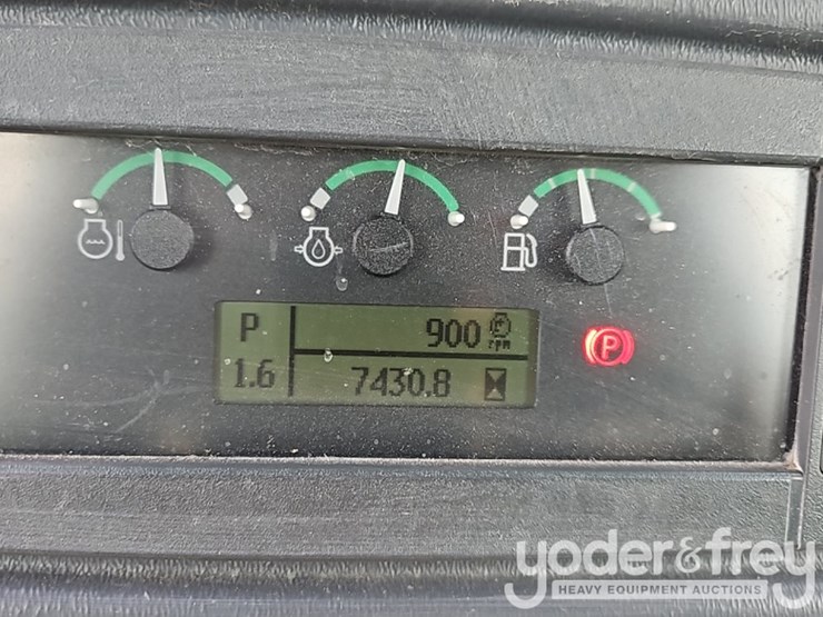 2019-deere-750k-lgp-image-37