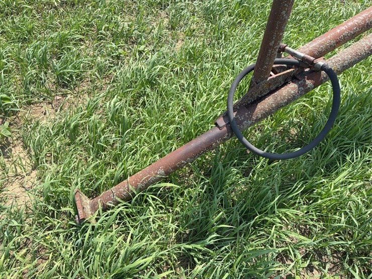 loader-for-farmall-300-or-350-image-12