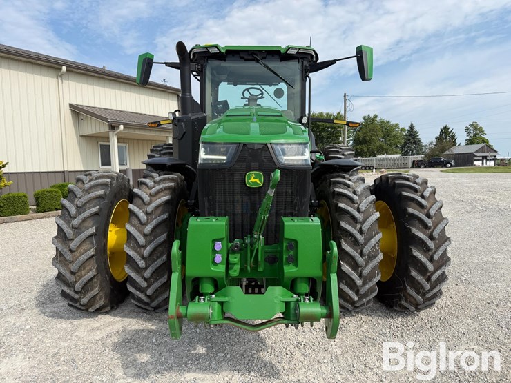 2025-john-deere-8r-310-image-2