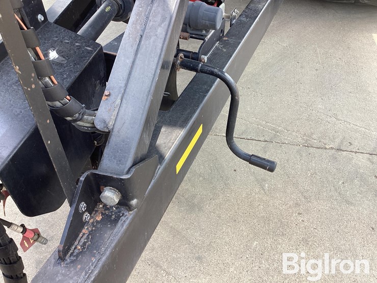 2012-kinze-1100-image-11
