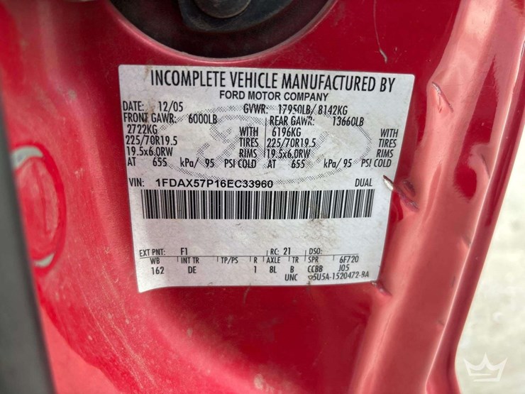 2006-ford-f550-image-5