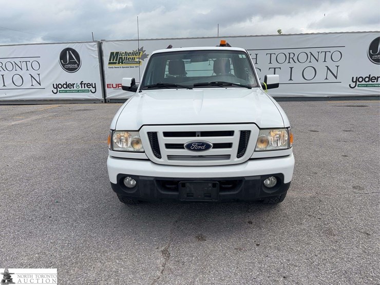 2011-ford-ranger-image-2