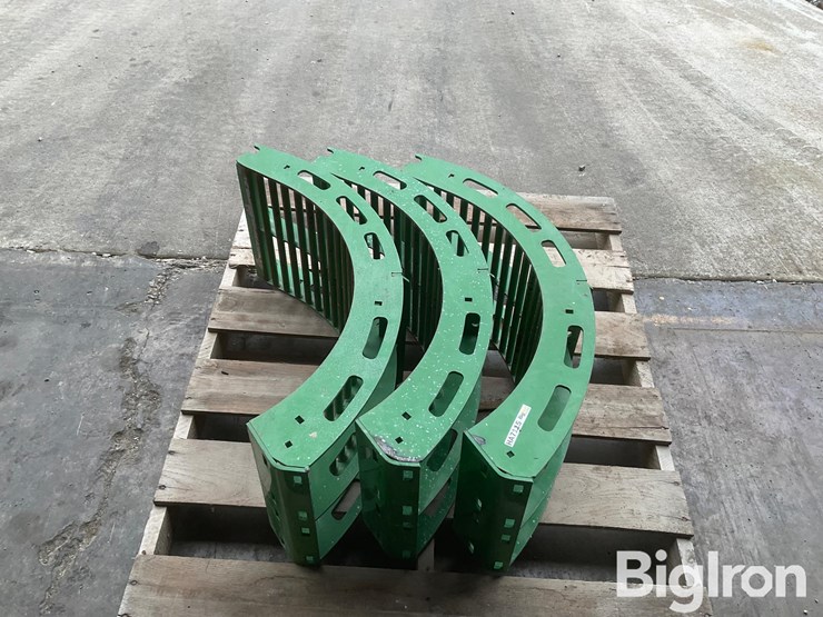 john-deere-x-9-large-round-concaves-image-4