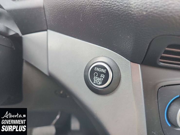 2019-ford-escape-se-image-15