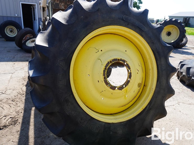 20.8r42-tires-&-rims-image-13