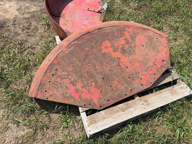 farmall-wheatland-fenders-image-13