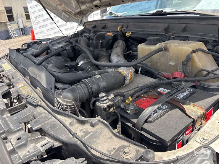 2015-ford-f550-image-8