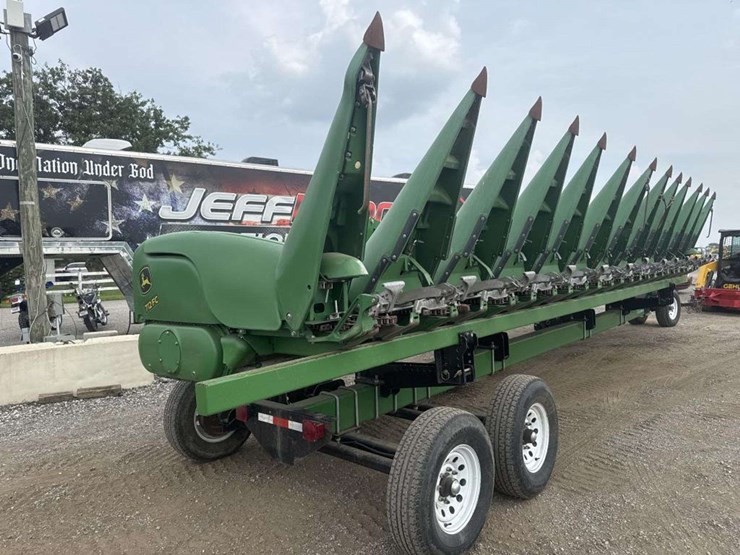 john-deere-712fc-image-1