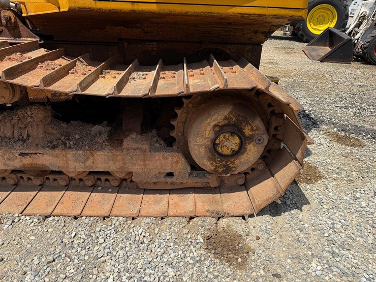 caterpillar-d4g-lgp-image-19